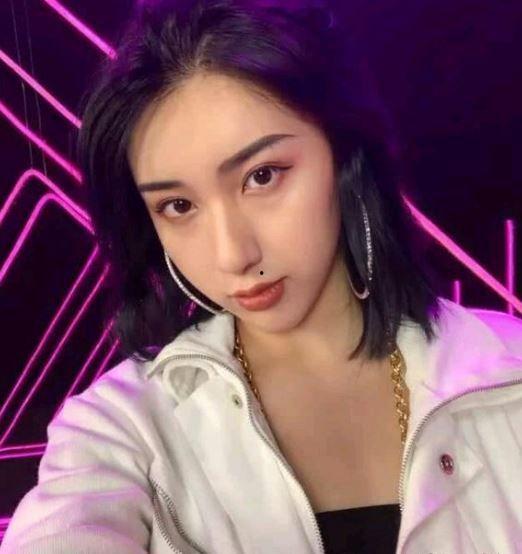 中国男歌手爆料视频播放,独家幕后故事大公开 第2张 中国男歌手爆料视频播放,独家幕后故事大公开 第2张